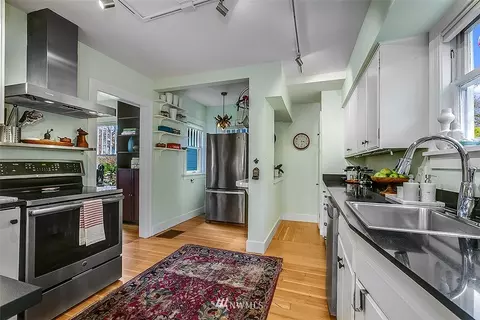 900 20th Ave E, Seattle, WA 98112 photo 11