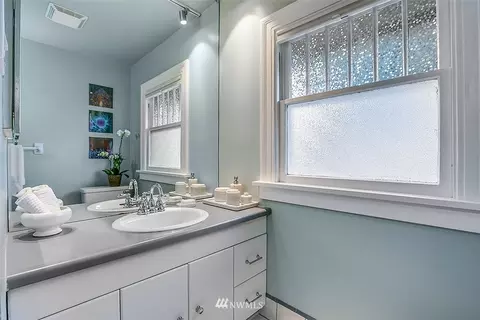 900 20th Ave E, Seattle, WA 98112 photo 19