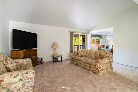 10719 7th Ave SE, Everett, WA 98208 photo 4