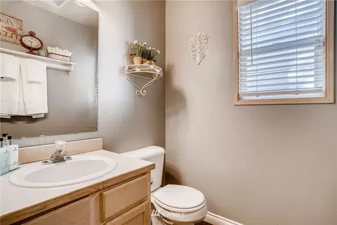 710 106 Pl SE, Everett, WA 98208 photo 16