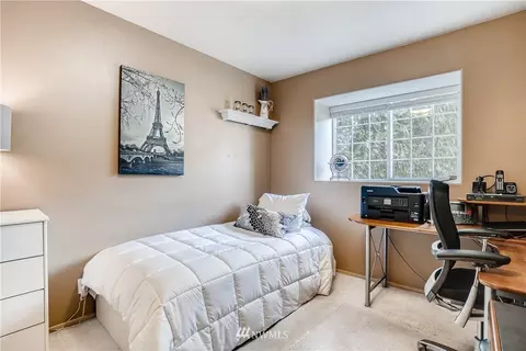 710 106 Pl SE, Everett, WA 98208 photo 17