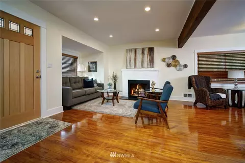 346 N 101st St, Seattle, WA 98133 photo 2