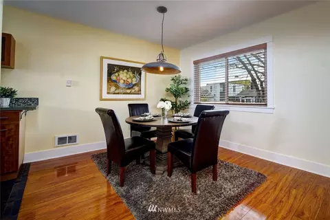 346 N 101st St, Seattle, WA 98133 photo 8