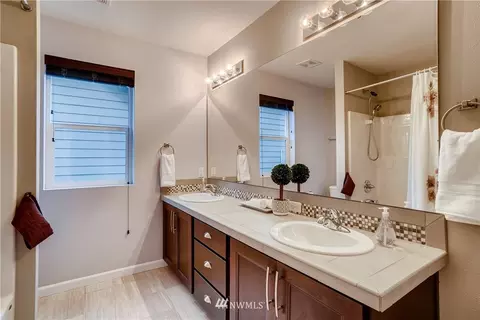 19606 35th Dr SE, Bothell, WA 98012 photo 17