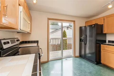 17511 17th Ave E, Spanaway, WA 98387 photo 10