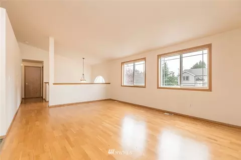 17511 17th Ave E, Spanaway, WA 98387 photo 4