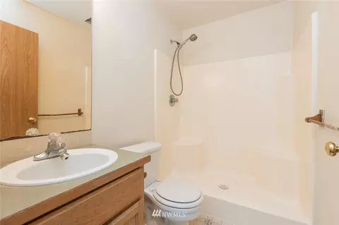 17511 17th Ave E, Spanaway, WA 98387 photo 28
