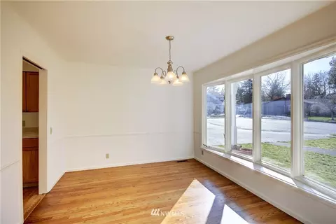 1212 Modoc Dr, Bellingham, WA 98229 photo 8