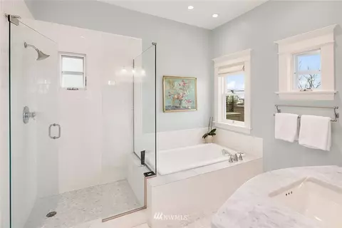 2034 Broadway E, Seattle, WA 98102 photo 13