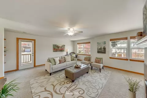 426 46th St SE, Everett, WA 98203 photo 9