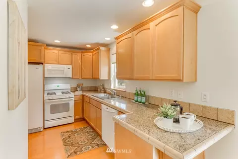 426 46th St SE, Everett, WA 98203 photo 14