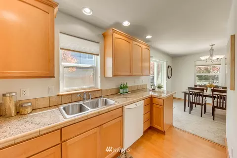 426 46th St SE, Everett, WA 98203 photo 15