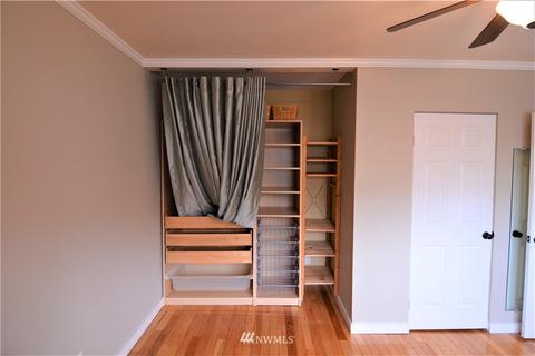2004 E Pine St, Seattle, WA 98122 photo 12