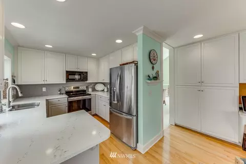 717 40th Pl, Everett, WA 98201 photo 13