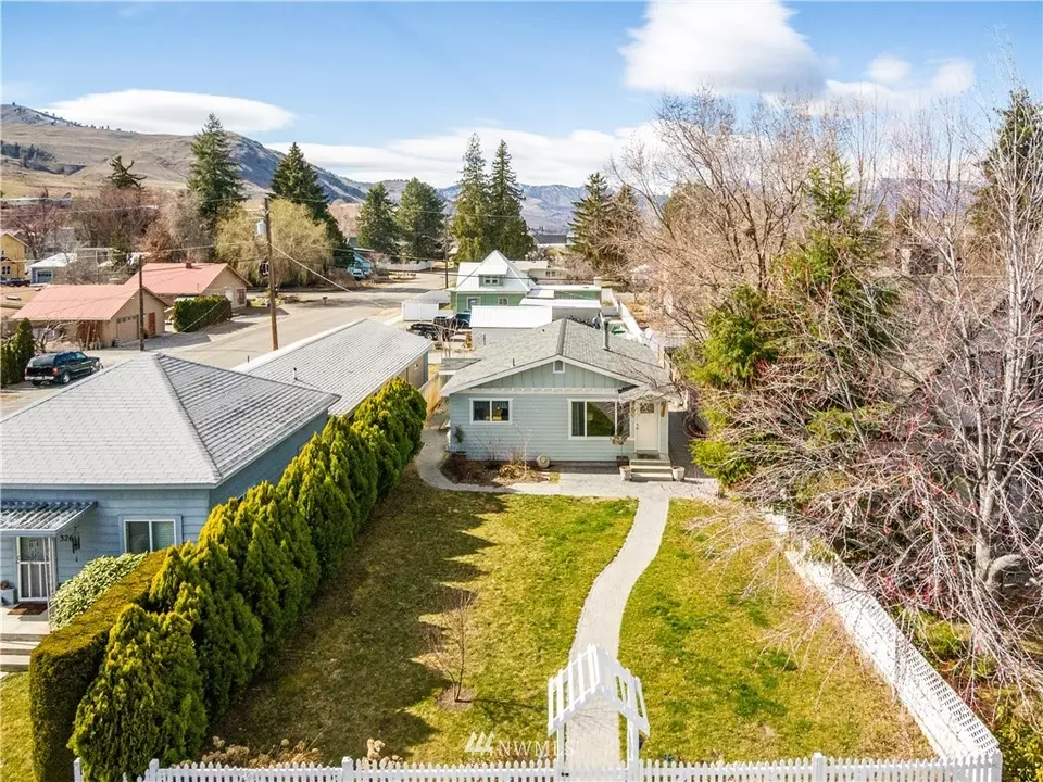  324 S 1st St, Chelan, WA 98816 photo 29