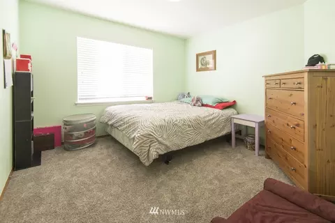 147 Bondgard Ave E, Enumclaw, WA 98022 photo 25