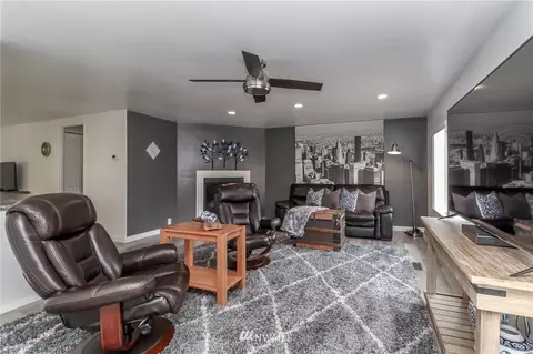 17210 119th Ave NE, Bothell, WA 98011 photo 4