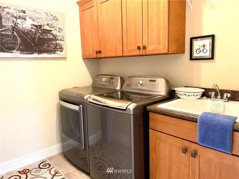 476 Sycamore St, Sequim, WA 98382 photo 8