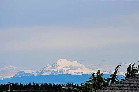476 Sycamore St, Sequim, WA 98382 photo 2