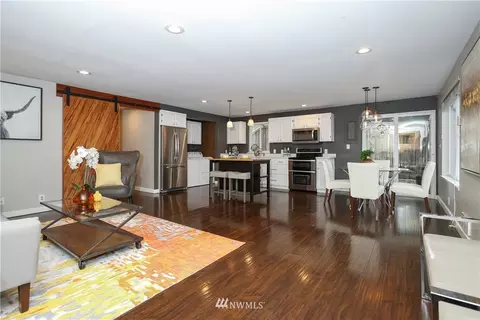 411 26th Ave E, Seattle, WA 98112 photo 2