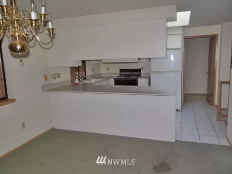 1001 Angle Ln, Everett, WA 98201 photo 13