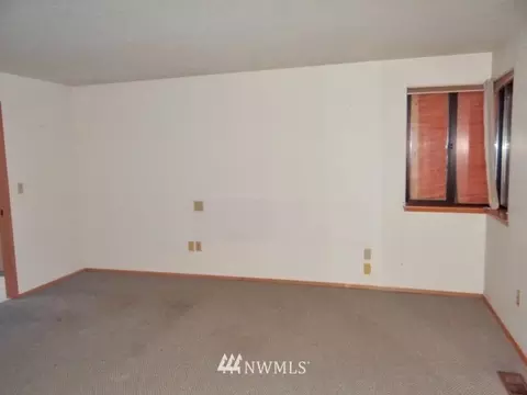 1001 Angle Ln, Everett, WA 98201 photo 18