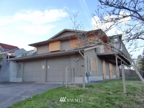 1001 Angle Ln, Everett, WA 98201 photo 4