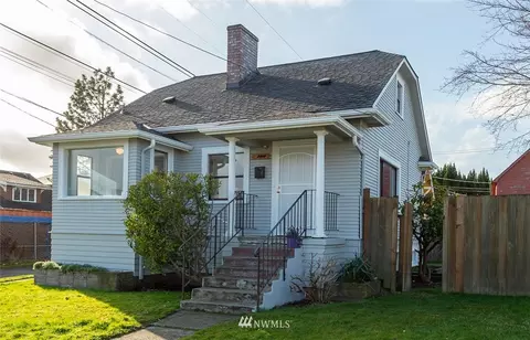 2010 17th St, Everett, WA 98201 photo 1