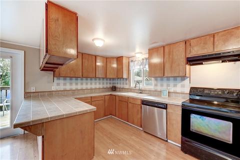 7624 Rainier Dr, Everett, WA 98203 photo 5