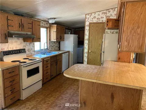 80 E Savage Ln, Grapeview, WA 98546 photo 6