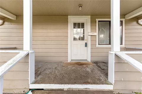 446 W Maple St, Monroe, WA 98272 photo 3