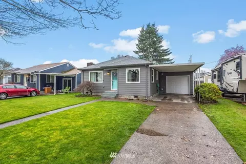 631 26th, Longview, WA 98632 photo 2