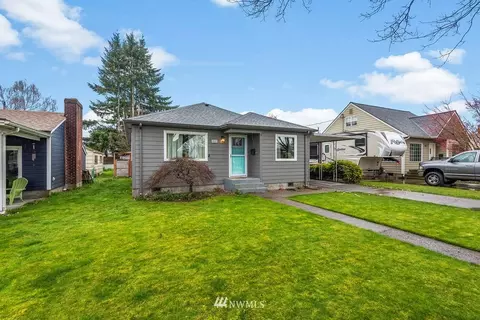 631 26th, Longview, WA 98632 photo 3