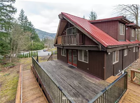 7960 Apache Dr, Maple Falls, WA 98266 photo 3
