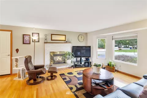 17517 30th Dr SE, Bothell, WA 98012 photo 3