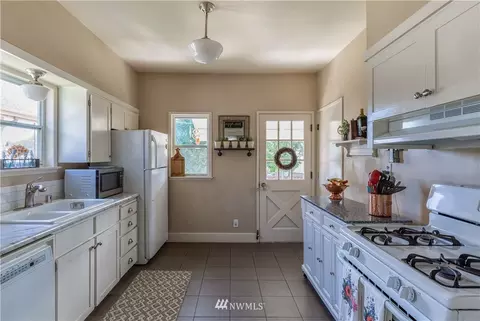 2510 Leonard Dr, Everett, WA 98201 photo 6