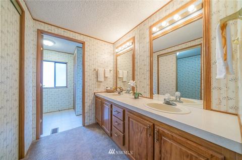 17119 117th Ct NE, Bothell, WA 98011 photo 13
