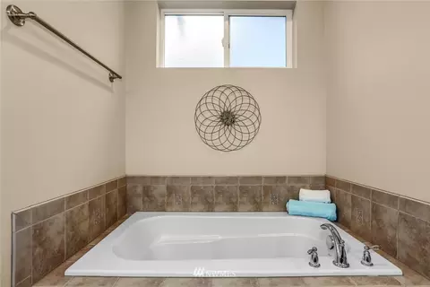 1604 170th Pl SE, Bothell, WA 98012 photo 16