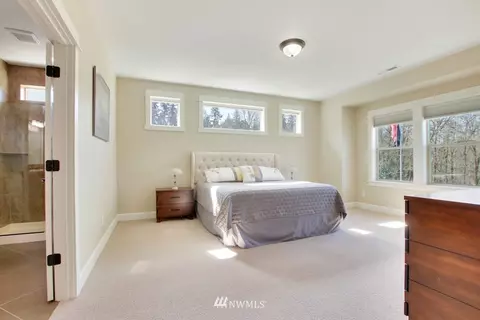 1041 4th St, Steilacoom, WA 98388 photo 8