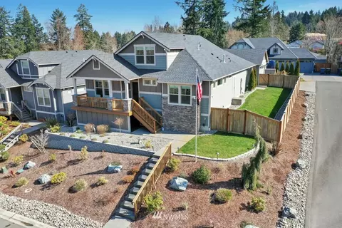 1041 4th St, Steilacoom, WA 98388 photo 1