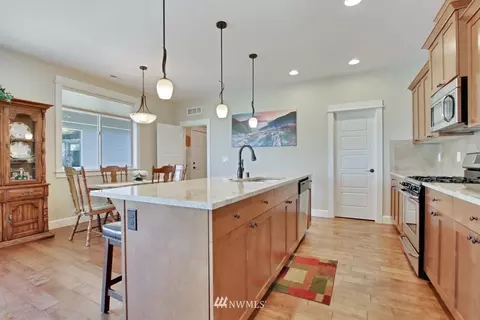 1041 4th St, Steilacoom, WA 98388 photo 13