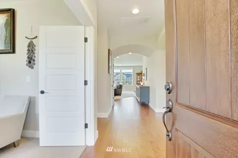 1041 4th St, Steilacoom, WA 98388 photo 5