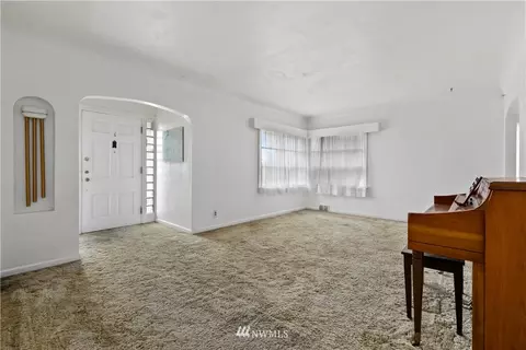 7420 Upper Ridge Rd, Everett, WA 98203 photo 5
