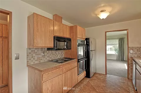 1624 Walnut St, Everett, WA 98201 photo 10