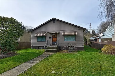 1624 Walnut St, Everett, WA 98201 photo 1
