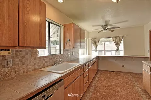 1624 Walnut St, Everett, WA 98201 photo 7