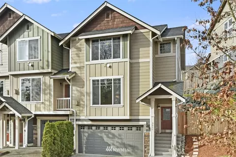 3052 Belmonte Ln, Everett, WA 98201 photo 1
