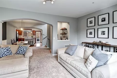 3052 Belmonte Ln, Everett, WA 98201 photo 6