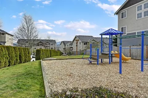 3052 Belmonte Ln, Everett, WA 98201 photo 18