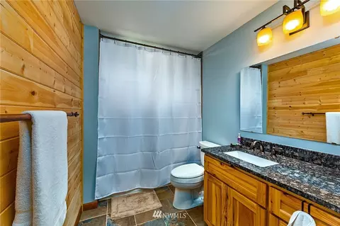 105 Robinson Rd, Sumner, WA 98390 photo 13